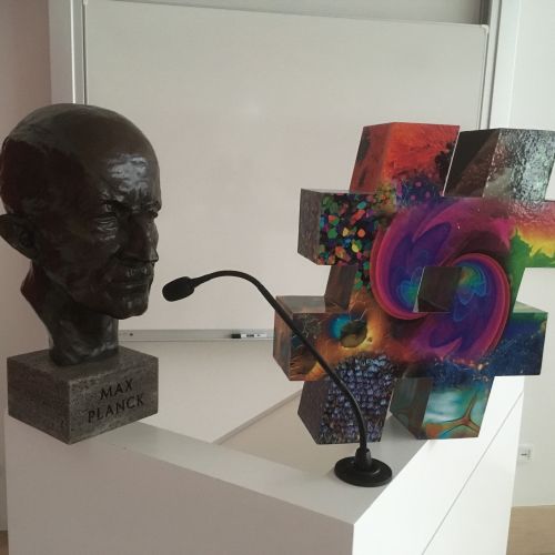 Der Hashtag nutzt die Gelegenheit für ein Gespräch mit Max Planck | Frankfurt | Tag der offenen Tür am MPI für Hirnforschung